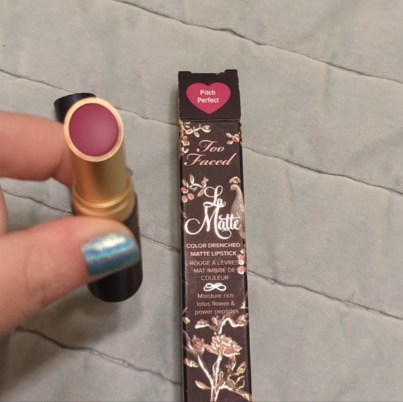 bundle of Too Faced La Matte color drenched matte lipsticks - Picture 5 of 5